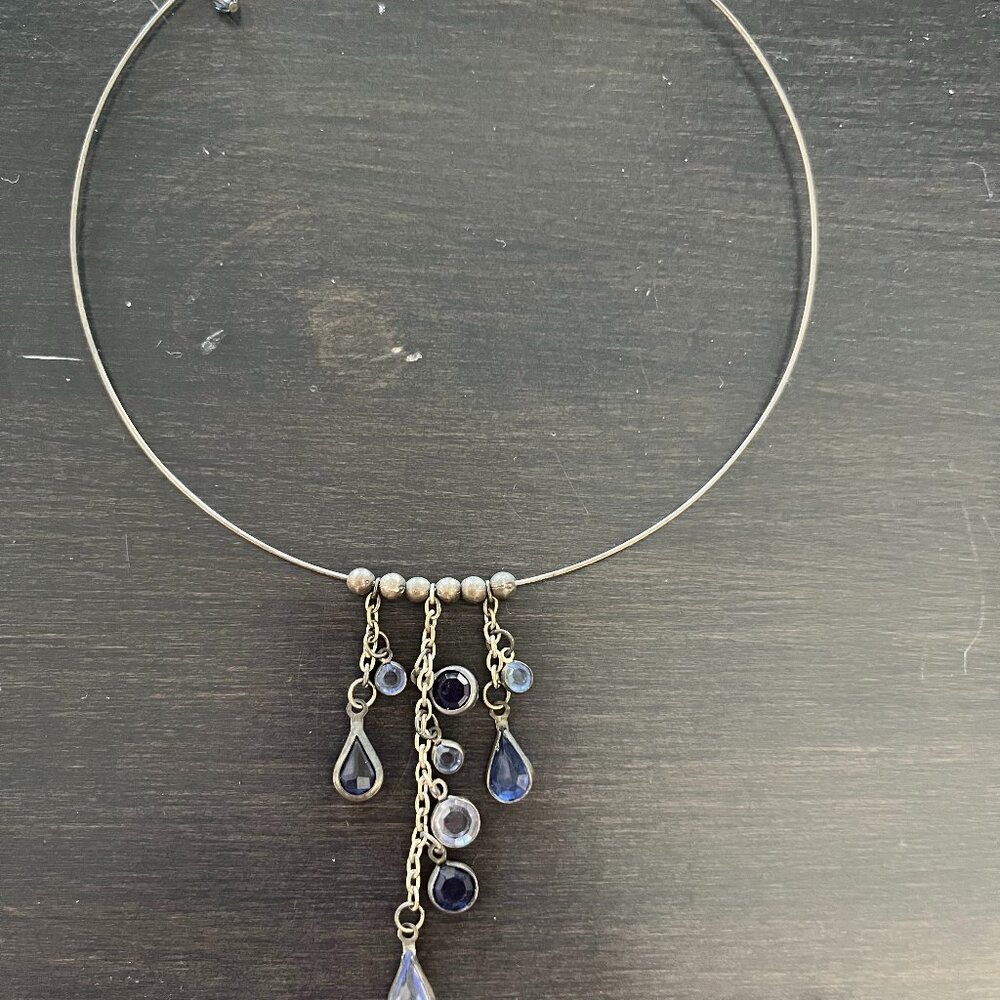 necklace/choker